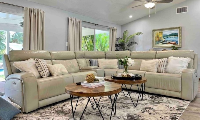 Palm Beach Country Estates House | 4/3 HtdPool w/Tiny House-Beaches- Golf-Roger Dean