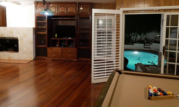 Ladera Heights House | 4,500+ sqft house with pool: 5 bedroom + 2 Dens & 5 bath home Centrally located