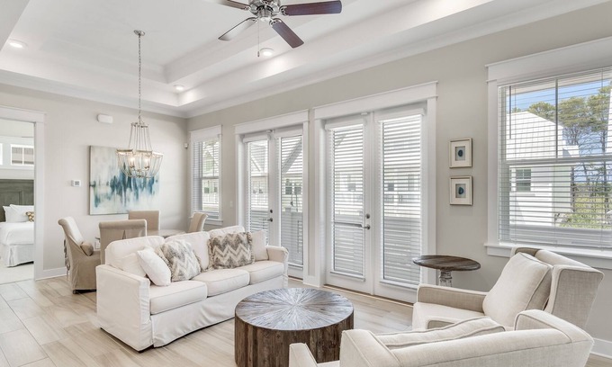 Santa Rosa Beach House | 4 Adult Bikes! Bike to the Pool and the Beach! Balcony w Seating - Isle be Back at Prominence on 30A