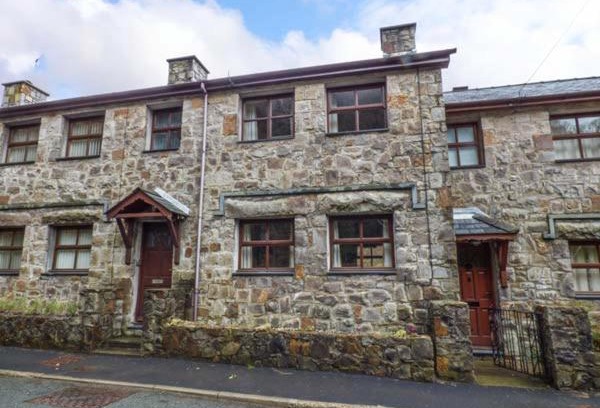 Beddgelert House | 4 Adwy'r Nant
