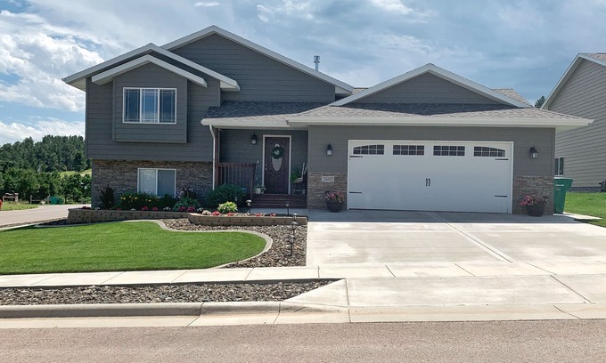 Sturgis House | 4 Bdrm, 3 Bath Home In Sturgis - Perfect For Motorcycle Rally or Holiday Retreat