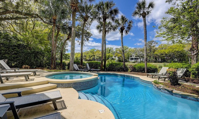 Beach Lagoon House | 4 Beach Lagoon Rd - GORGEOUS 6 bedroom home in Sea Pines & Private Pool