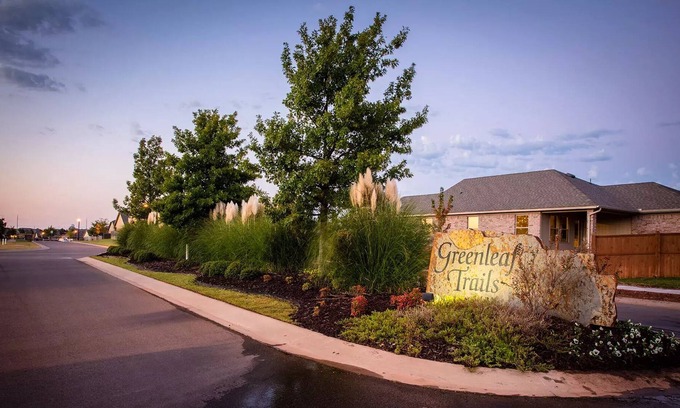 Norman House | 4 bed 2 bath - Beautiful Home in Greanleaf Trail, Norman, OK