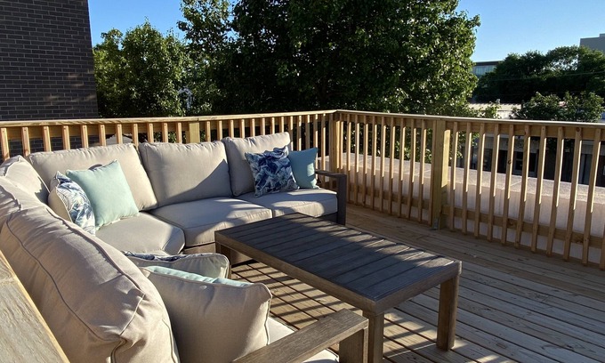 Stillwater House | 4 bed 2 bath unit on Campus Corner with rooftop deck - sleeps 12
