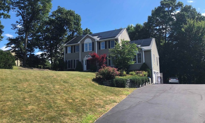 Millbury House | 4-bed/3.5 bath house in family friendly neighborhood in Millbury