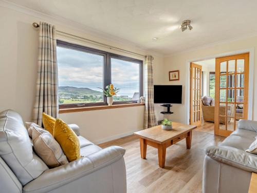 Blackwaterfoot House | 4 Bed in Blackwaterfoot 95184