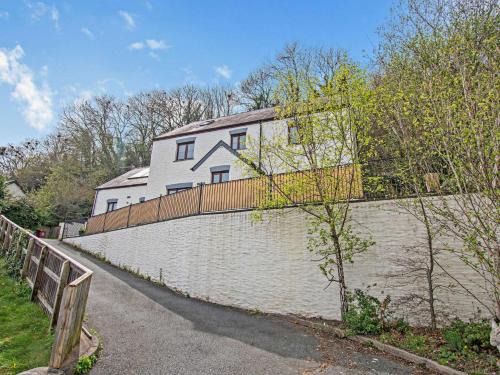St Dogmaels House | 4 Bed in St Dogmaels 93465