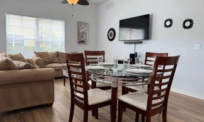 Kissimmee House | 4 Bedroom 3 Bathroom Villas At Seven Dwarfs 21-101