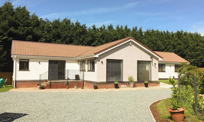 Henley-in-Arden Cottage | 4 bedroom accommodation in Henley-in-Arden