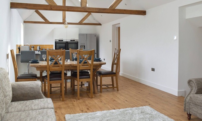 Willesborough Cottage | 4 bedroom accommodation in Brabourne, near Ashford