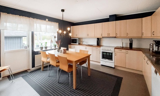 Mellbystrand House | 4 bedroom accommodation in Mellbystrand