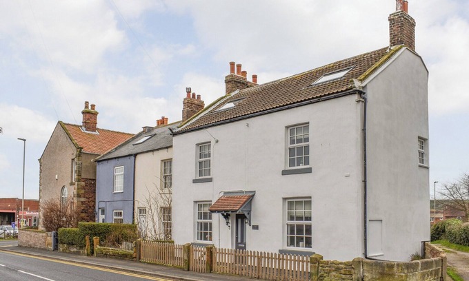 Hinderwell Cottage | 4 bedroom accommodation in Hinderwell