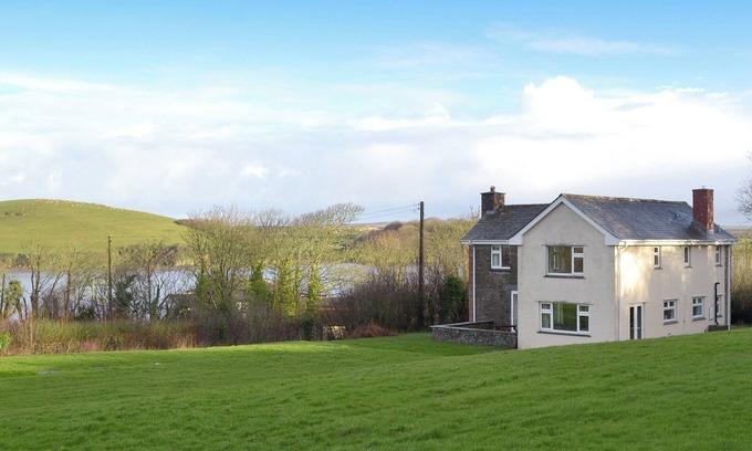 Edmonton Cottage | 4 bedroom accommodation in Edmonton, near Wadebridge