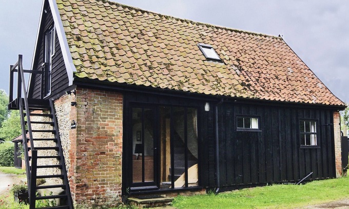 Woodbridge Cottage | 4 bedroom accommodation in Saxtead, near Framlingham