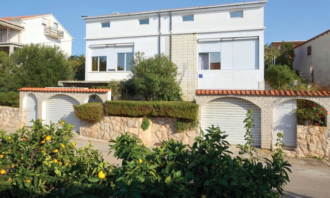 Zavalatica House | 4 bedroom accommodation in Zavalatica