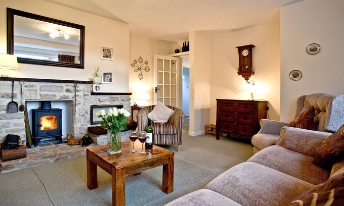 Osmington Mills Cottage | 4 bedroom accommodation in Weymouth