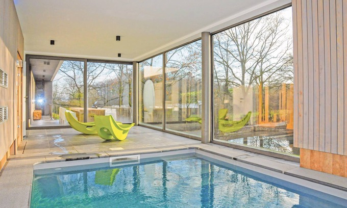 Somme-Leuze House | 4 bedroom accommodation in Noiseux