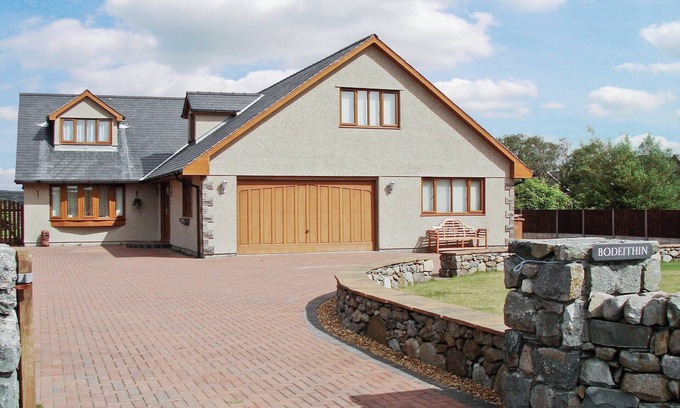 Harlech Cottage | 4 bedroom accommodation in Harlech