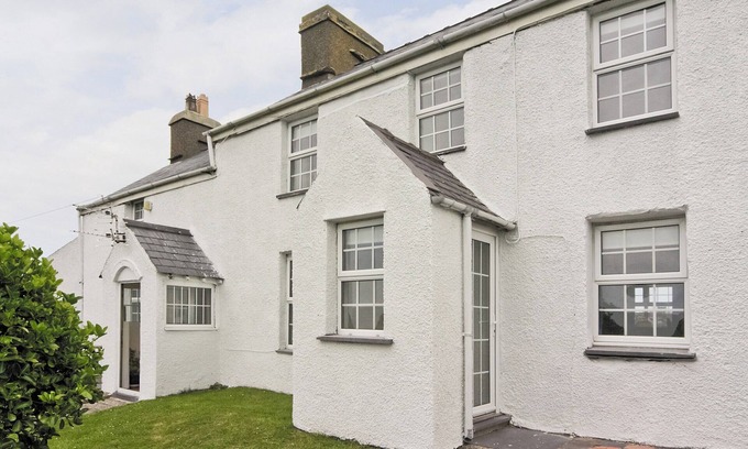 Mynytho Cottage | 4 bedroom accommodation in Cilan, near Abersoch