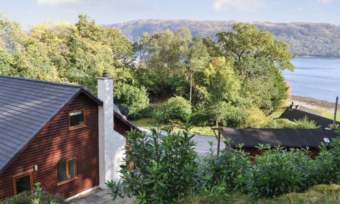 Salen Cottage | 4 bedroom accommodation in Camus Inas, Salen, near Acharacle
