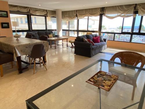 Fuengirola City Centre Apartment | 4 bedroom apartment close by beach in Fuengirola