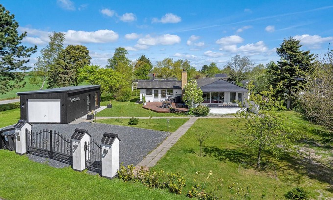Saksild Strand House | 4 bedroom awesome home in Odder