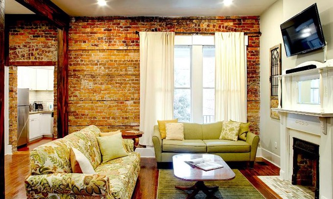 Dixon Park House | 4 Bedroom Beauty in Historic Building