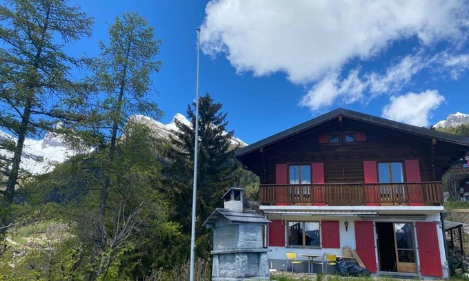 Ovronnaz Ski Chalet | 4 bedroom Chalet de Charme in Ovronnaz - Panoramic view of the Alps & Premium Comfort
