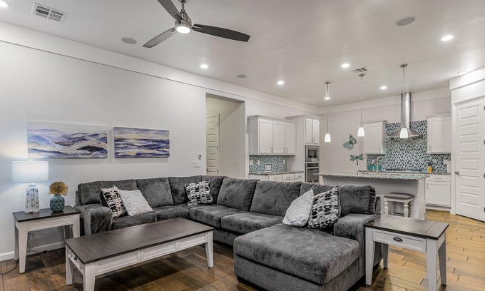 Mesilla Park House | 4 Bedroom Contemporary Model Home