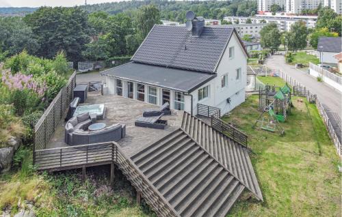 Angered House | 4 Bedroom Cozy Home In Angered