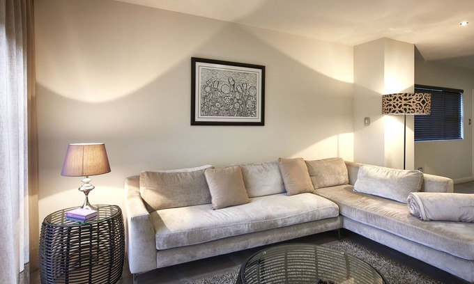 Greater Johannesburg Metropolitan Area Apartment | 4 Bedroom Executive Apartment with three king and 1 twin bed in Sandton CBD