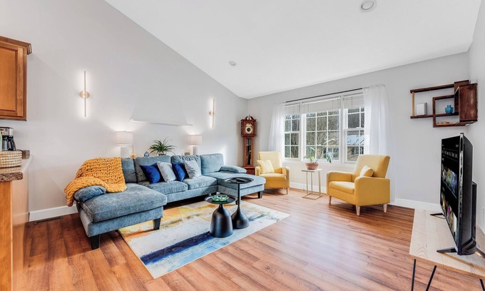Cheat Lake House | 4-Bedroom Family-Friendly Home in Morgantown, WV Near Cheat Lake