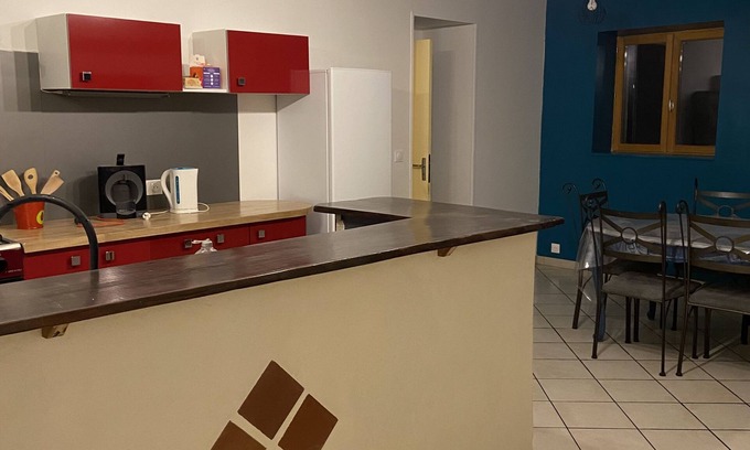 Saint-Bris-le-Vineux House | 4 Bedroom Private vacation home in Saint-Bris-le-Vineux