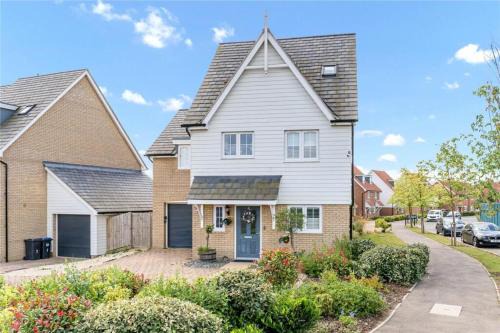 Bishop's Stortford House | 4 Bedroom house in Bishops Stortford