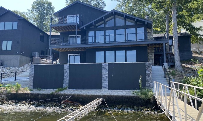 Lake of the Ozarks House | 4 bedroom house w/pool - short walk from Shady Gators and H. Toad