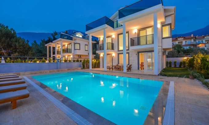 Fethiye Villa | 4 bedroom luxury villa sardunya B in oludeniz fethiye