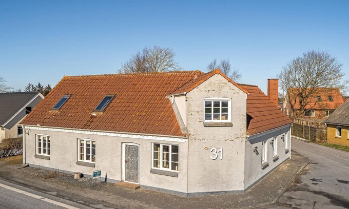 Spøttrup House | 4 bedroom pet friendly home in Spøttrup