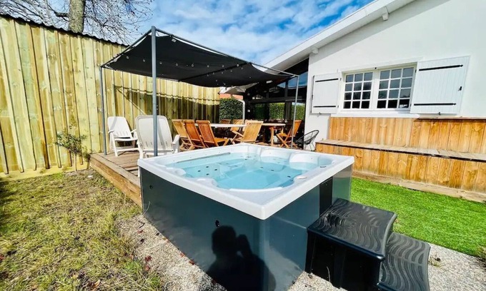 Cazaux Villa | 4 Bedroom Villa in La Teste-de-Buch