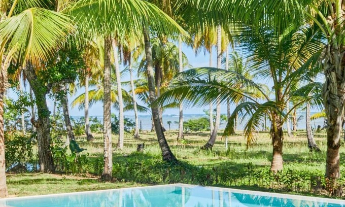 El Limon Villa | 4 bedroom villa, facing the sea, with unspoilt beach and very quiet.
