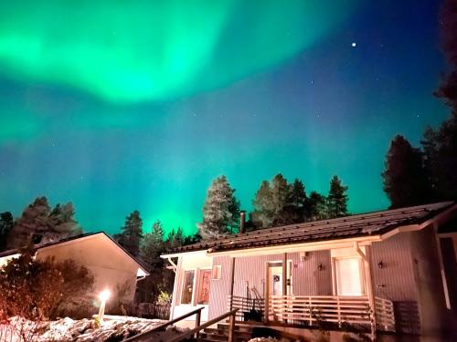 Rovaniemi Villa | 4 bedrooms! Hillside Villa close to Santa Claus Village