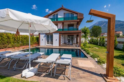 Hisaronu Villa | 4 Beds, Luxury Holiday Villa in Hisarönü Ölüdeniz Villa Mia