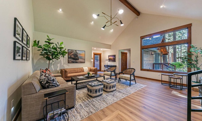 Incline Village House | 4 Br 4 Bath Single Level Home w A/C, Gorgeous Yard w Bocce Court. Location!
