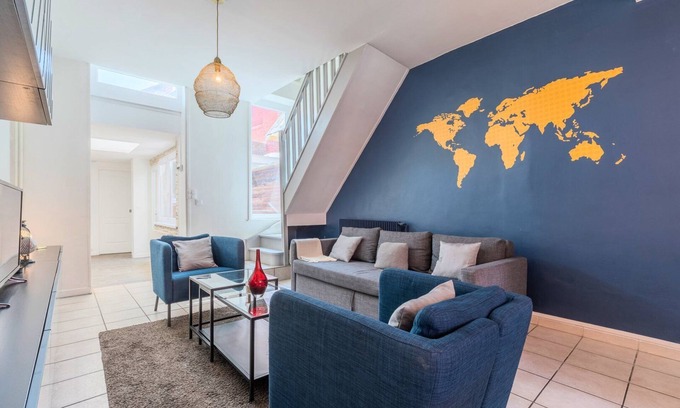 Roubaix Apartment | 4 BR & 4 bathroom house close to Parc Barbieux