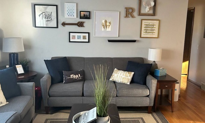 Monona House | 4 BR Ranch 1 Block From Lake Monona - Near UW, Hospitals, and Downtown Madison