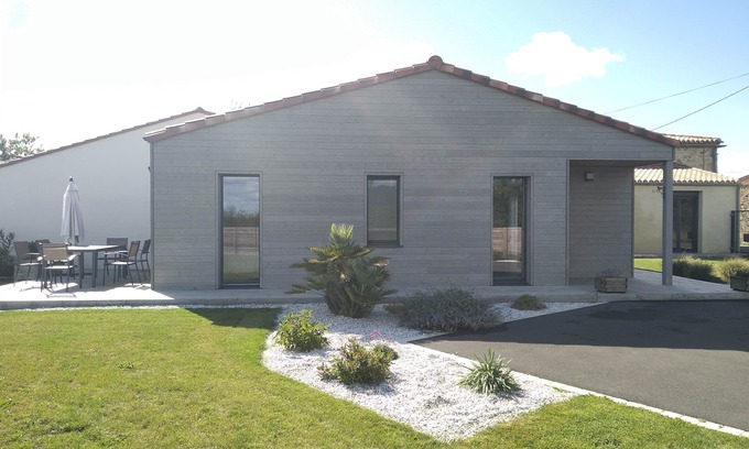 Chavagnes-en-Paillers House | 4* gite close to Puy du Fou open all year round