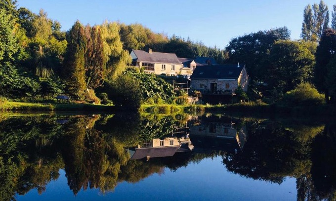 Le Sourn House | 4 Gite complex with private fishing lake
