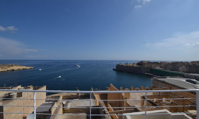 Valletta Apartment | 4 L'Isle Adam - Valletta Dream Suites
