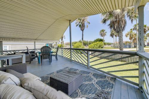 Port Isabel House | 4 Mi to Beach Home with Pool and Golf in Port Isabel!