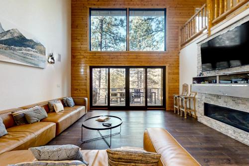 Sunriver House | 4 Mink Lane