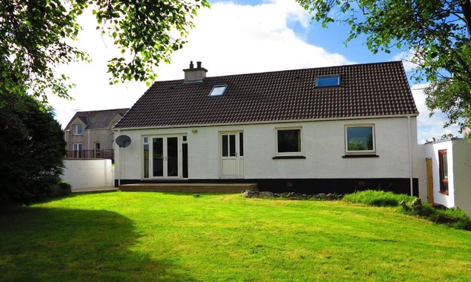 Isle of Lewis House | 4 Newvalley Home